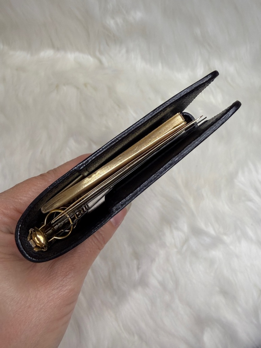 Louis Vuitton Black Epi Leather Small Agenda Cover - Picture 3 of 10
